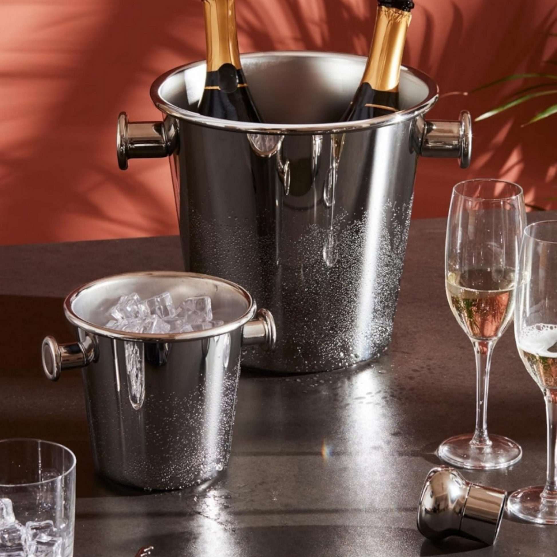 Secchiello con manici per due bottiglie bordolesi, borgognone e da champagne 